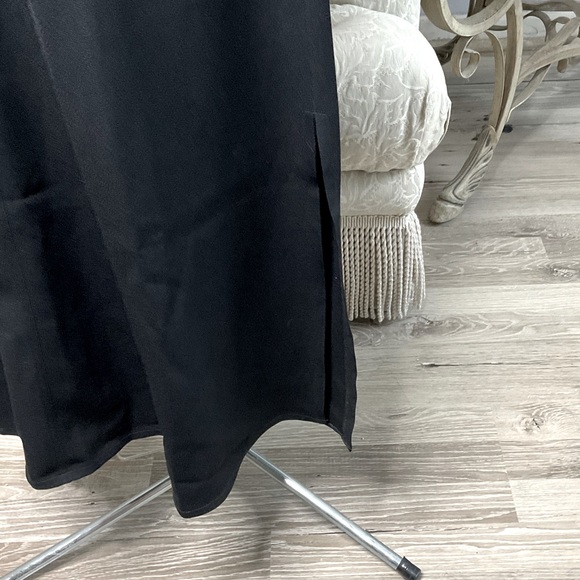 Gorgeous Wool Blend Maxi Dress - Picture 3 of 7